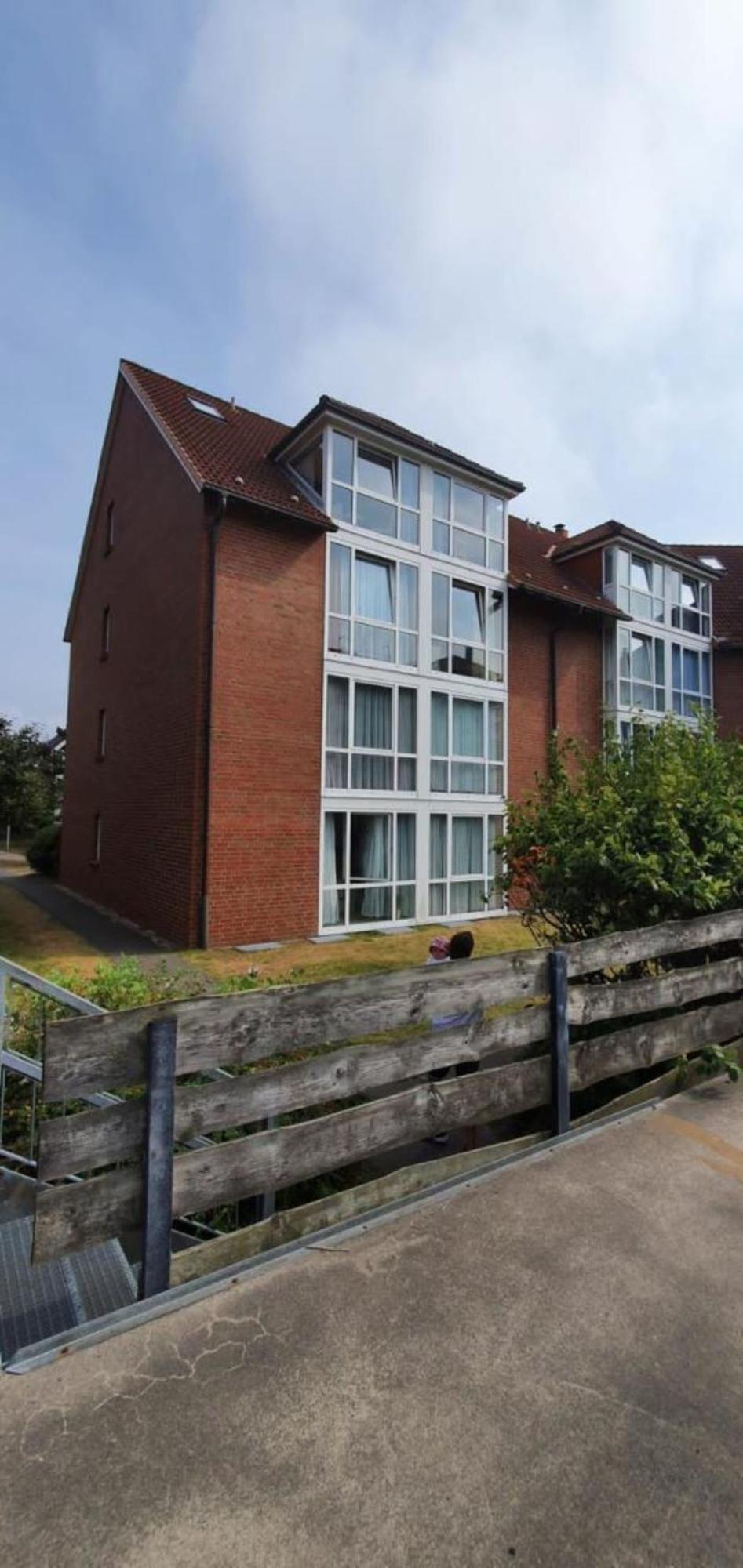 Ferienwohnung Mit Seeblick Und Schwimmbadnutzung In Cuxhaven Exterior foto